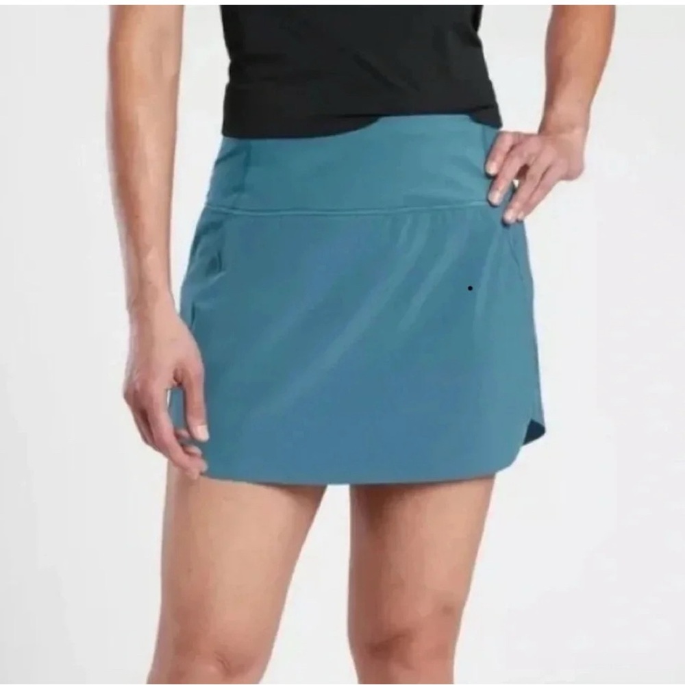 Athleta Teal Run With it Skort Size Large